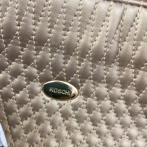 NWT Koschi Gold Shoulder Bag in Gold - Picture 4 of 7